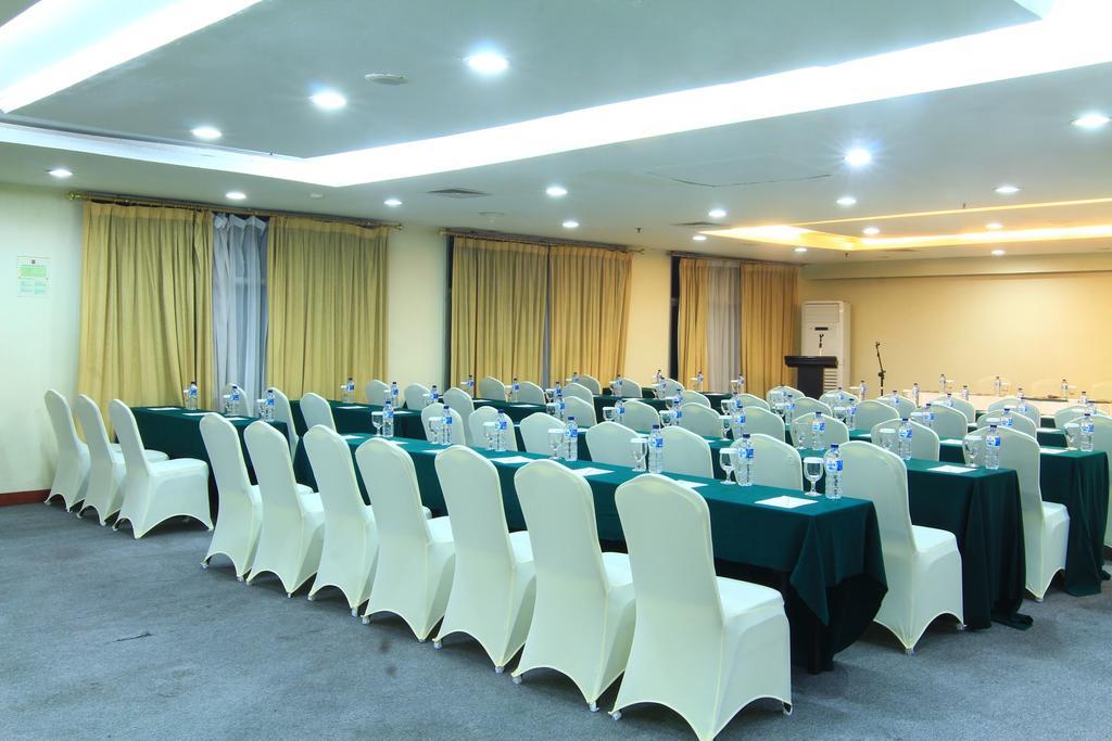 Grand Suka Hotel Pekanbaru Εξωτερικό φωτογραφία