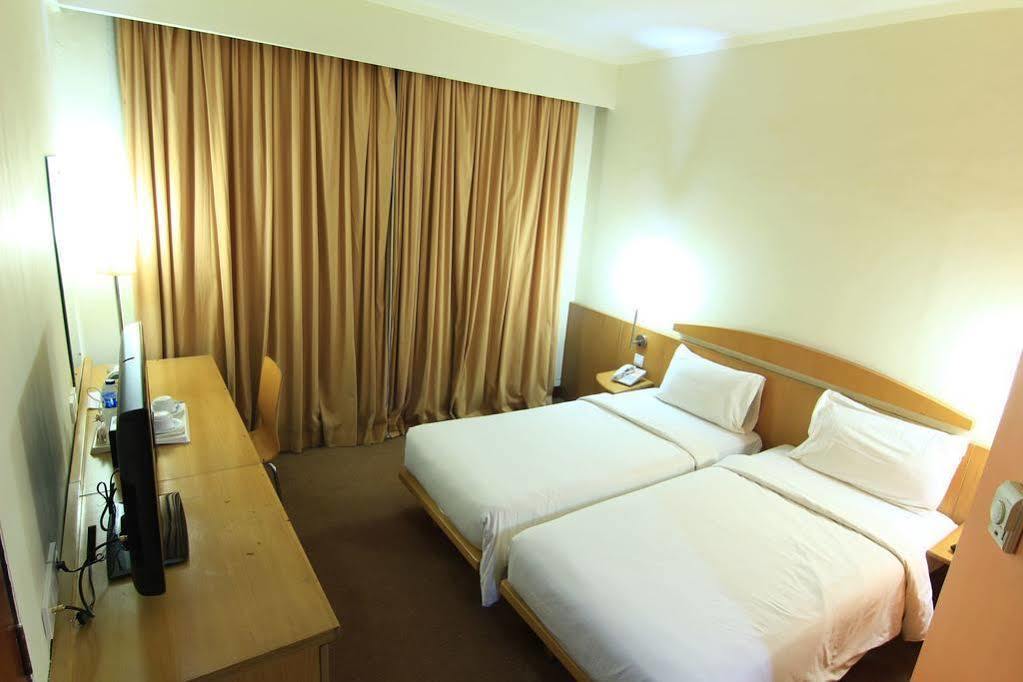 Grand Suka Hotel Pekanbaru Εξωτερικό φωτογραφία