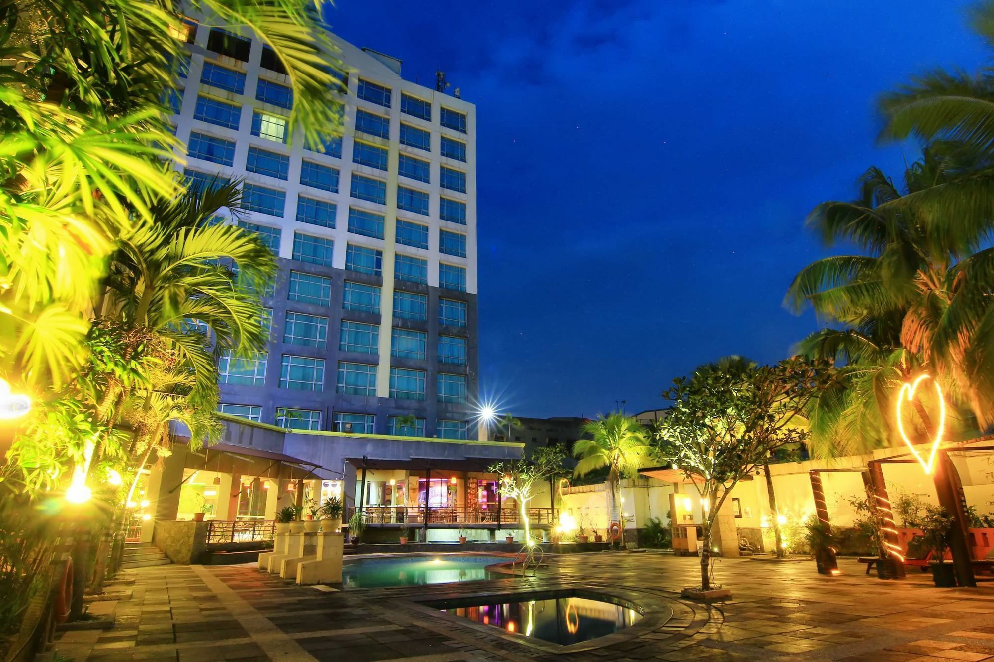 Grand Suka Hotel Pekanbaru Εξωτερικό φωτογραφία